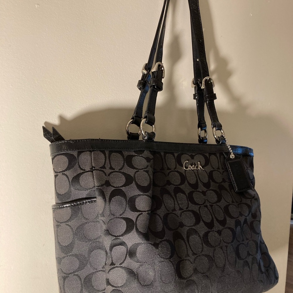 Coach black signature SHOULDERBAG  tote F17725 - Picture 4 of 12